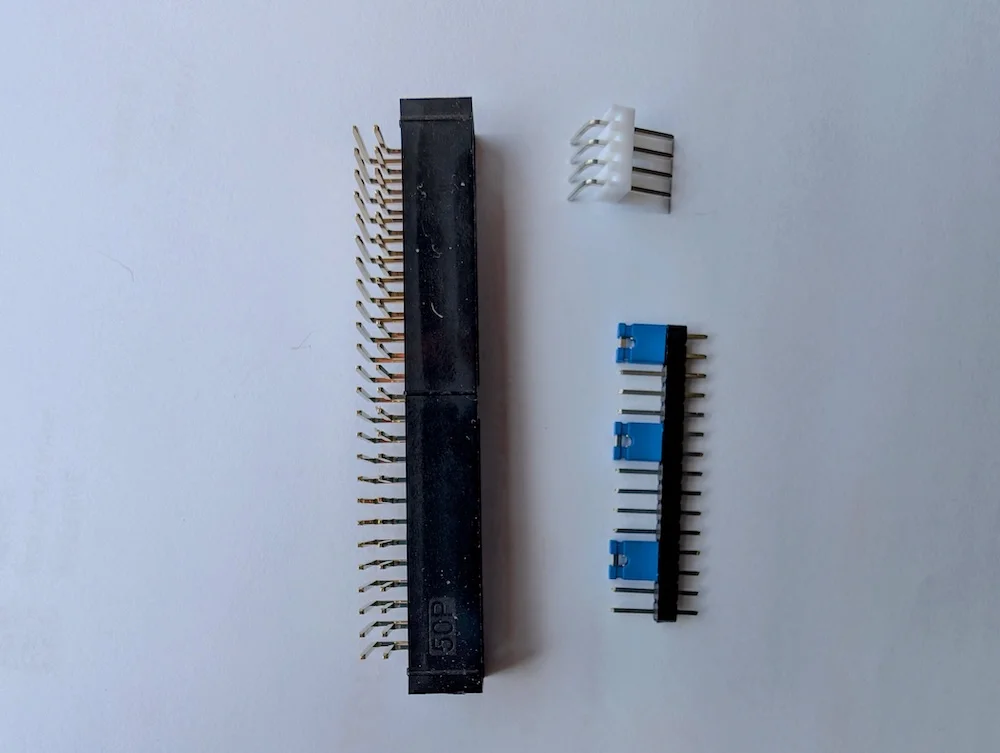 V2 BlueSCSI Board Only Desktop 50pin Solder Kit Right Angle - NO Pico